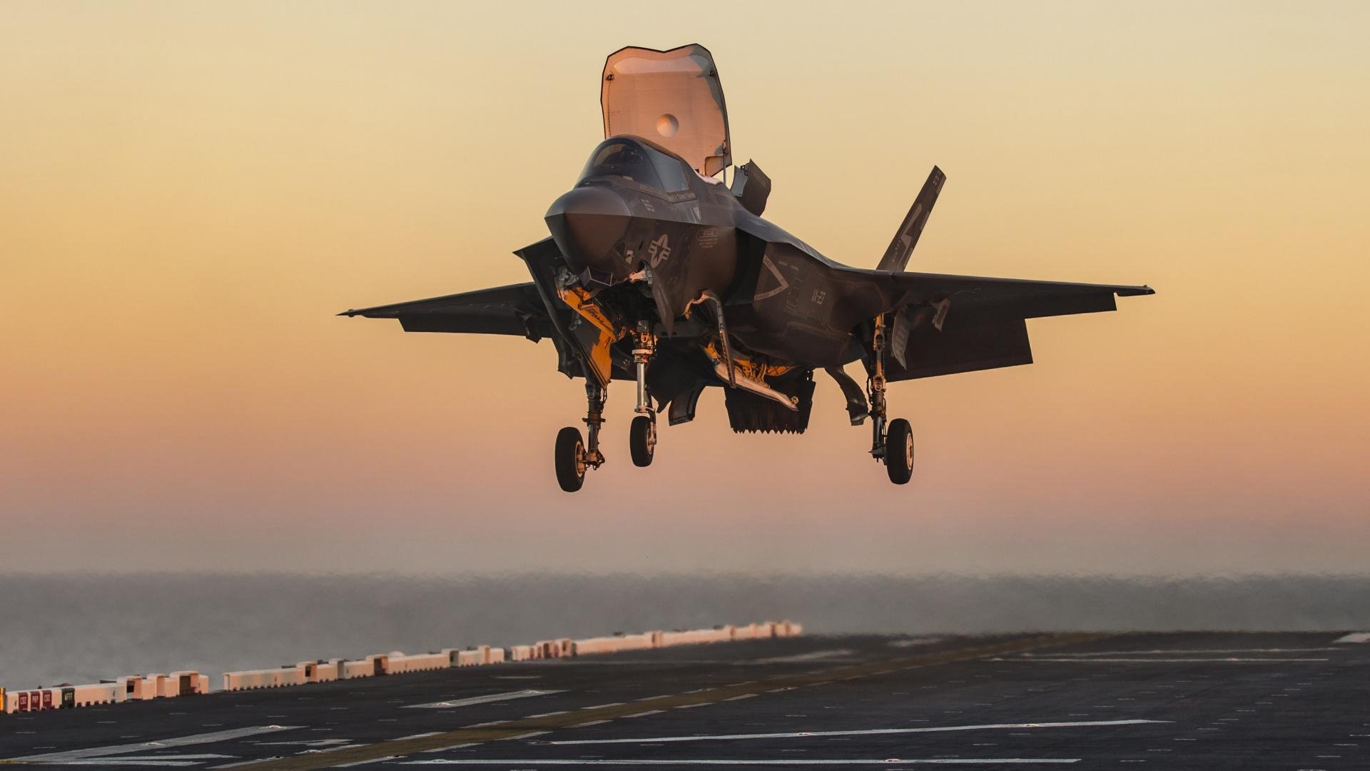 FB SPORTS-瓦拉内射门破门，皇马赢得西甲冠军悬念加大，皇马同意瓦拉内转会给曼联