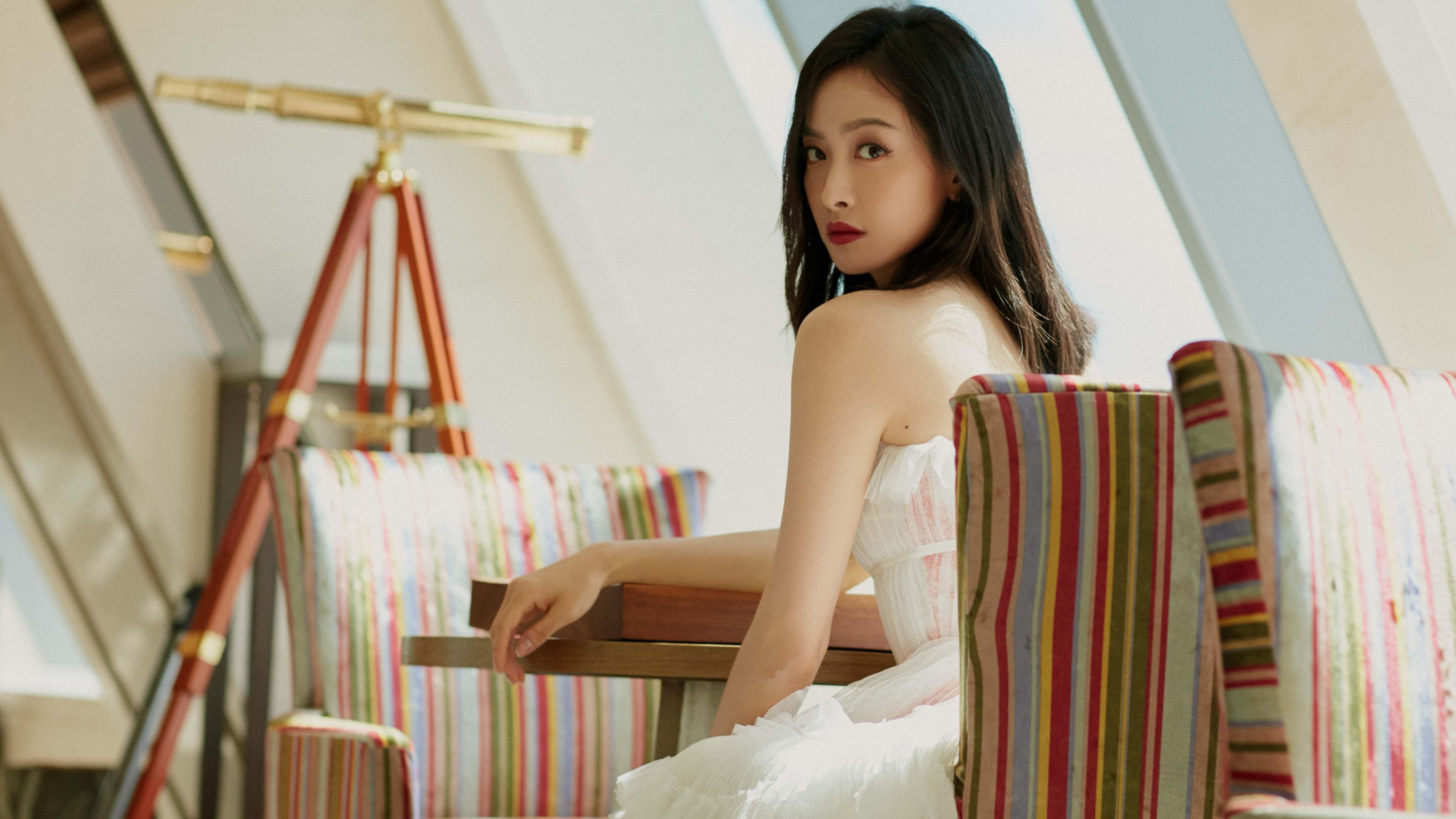 fb体育电竞-联盟是否应加入球员职业生涯辅导团队，进入职业联赛需要什么条件