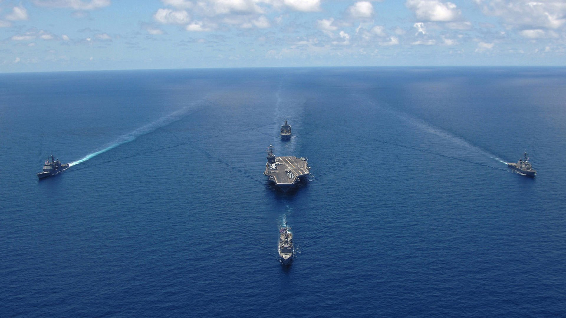 fb体育官网中国-出发-转身-冲刺三段对比：美快中控，中稳后追